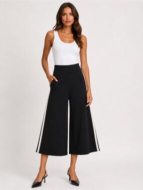 Veronica Beard Black Knit Wide Leg Crop Pants White Side Stripe XS